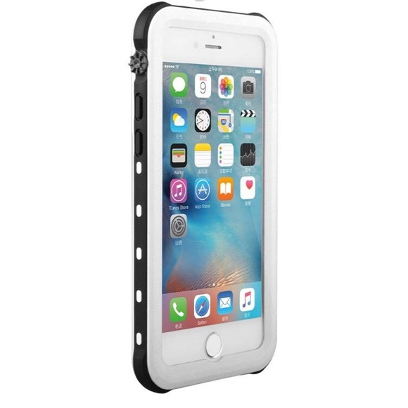 NWT Water Proof iPhone 7+ and 8+ Case - Picture 2 of 4